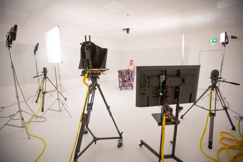 Wayfair commercial studio – shared control room